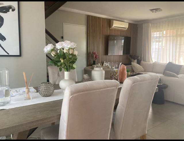 3 BEDROOM TOWNHOUSE FOR SALE IN WATERVAL EAST